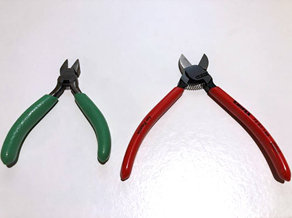 Old Excelite flush cutters with the new Knipex cutters